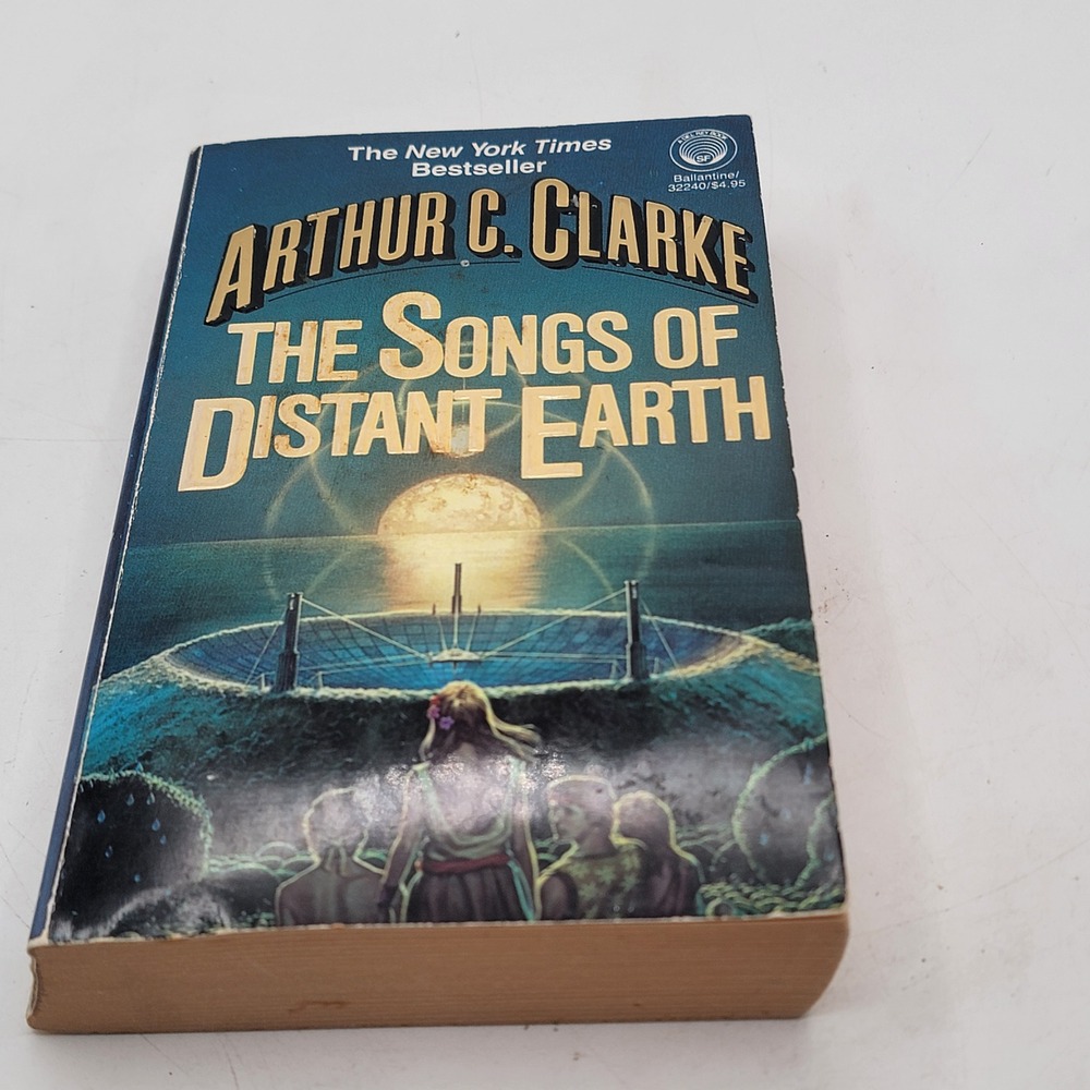 Arthur C. Clarke The Songs of Distant Earth Paperback First Printing Sci-Fi Fair